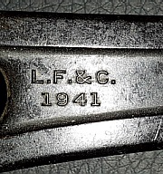 Groes Bild: Abb. 3 - L.F. & C. 1941, rechte Griffseite.