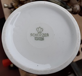 Vase Unterseite Scherzer-Marke